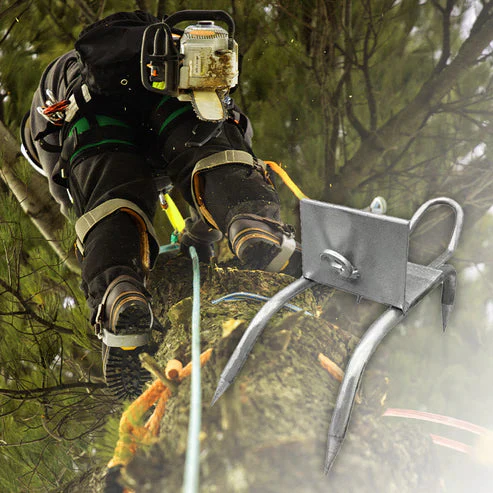 🔥Limited Offer! 49% OFF 🔥Outdoor Tree-Climbing Anti-Slip Cat Claw Shoes Set - Image 2